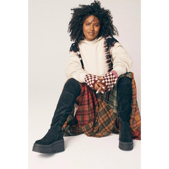 Free People x We The Free Washed It's A Vibe Tie-Dye Hoodie - Picture 2 of 10